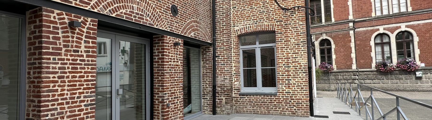 🏠 Un Pôle administratif à votre service